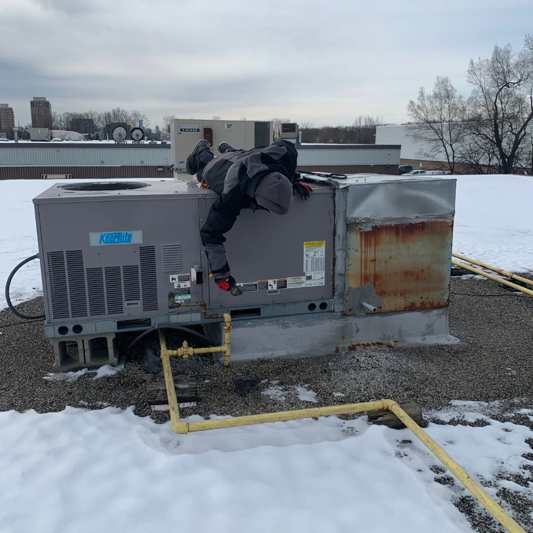 commercial hvac unit maintenance
